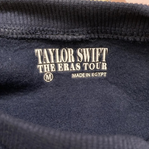 Taylor Swift - Eras Tour - NAVY BLUE CREWNECK Sweatshirt - Size MEDIUM (NWOT) - Picture 6 of 6